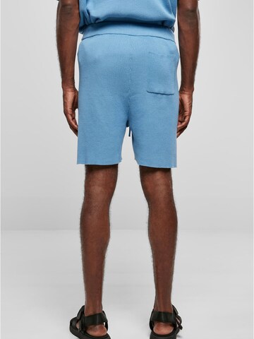 Urban Classics Regular Shorts in Blau