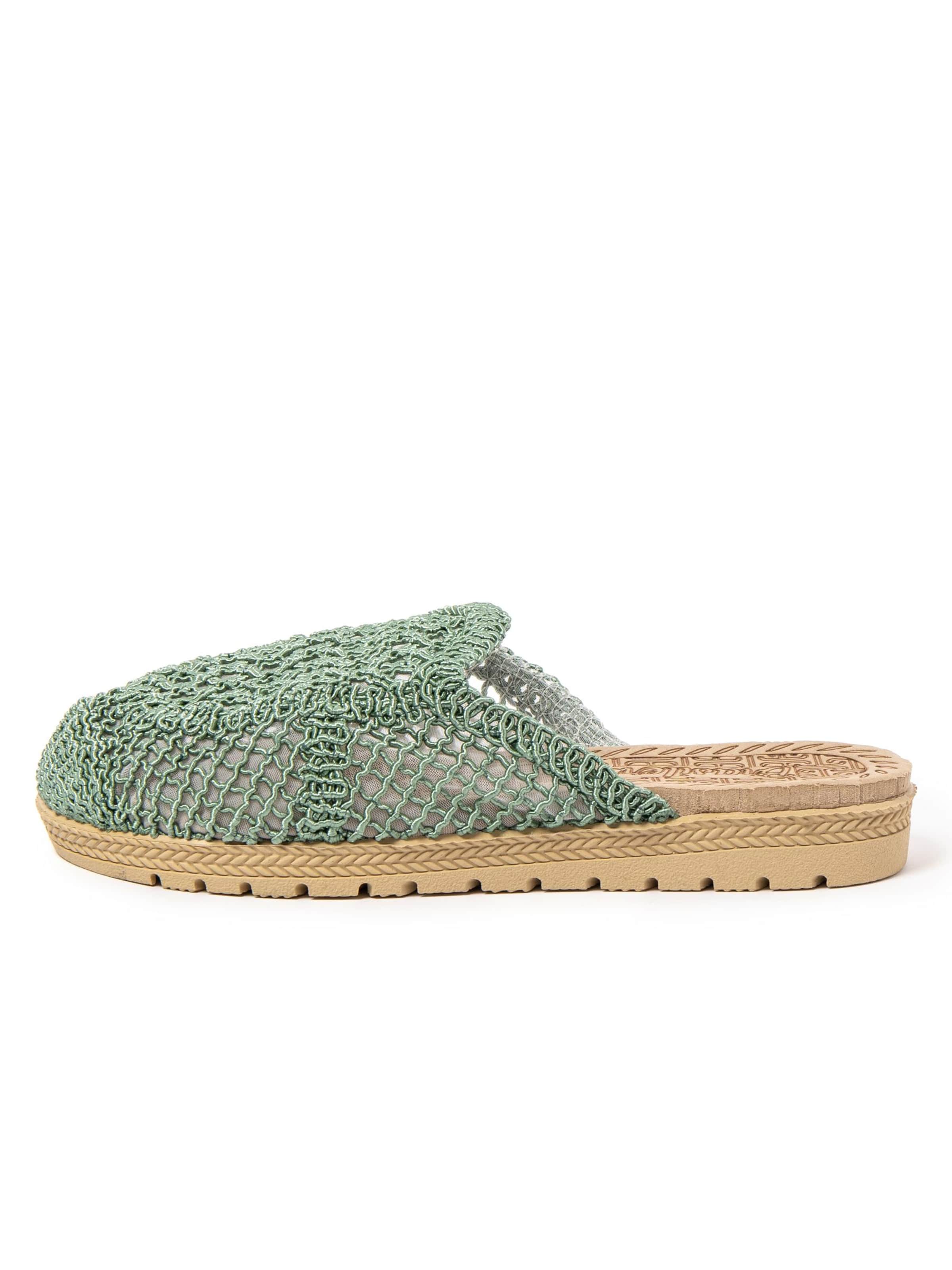 Brasileras Slipper 'Suna' in Green: front