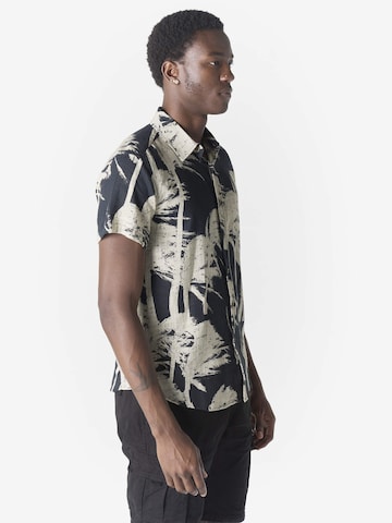 Coupe slim Chemise KOROSHI en noir