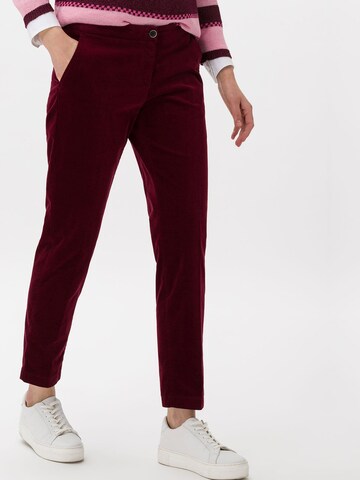 BRAX Slim fit Pleated Pants 'Maron' in Red: front