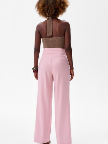 Blue Shadow Regular Hose in Pink