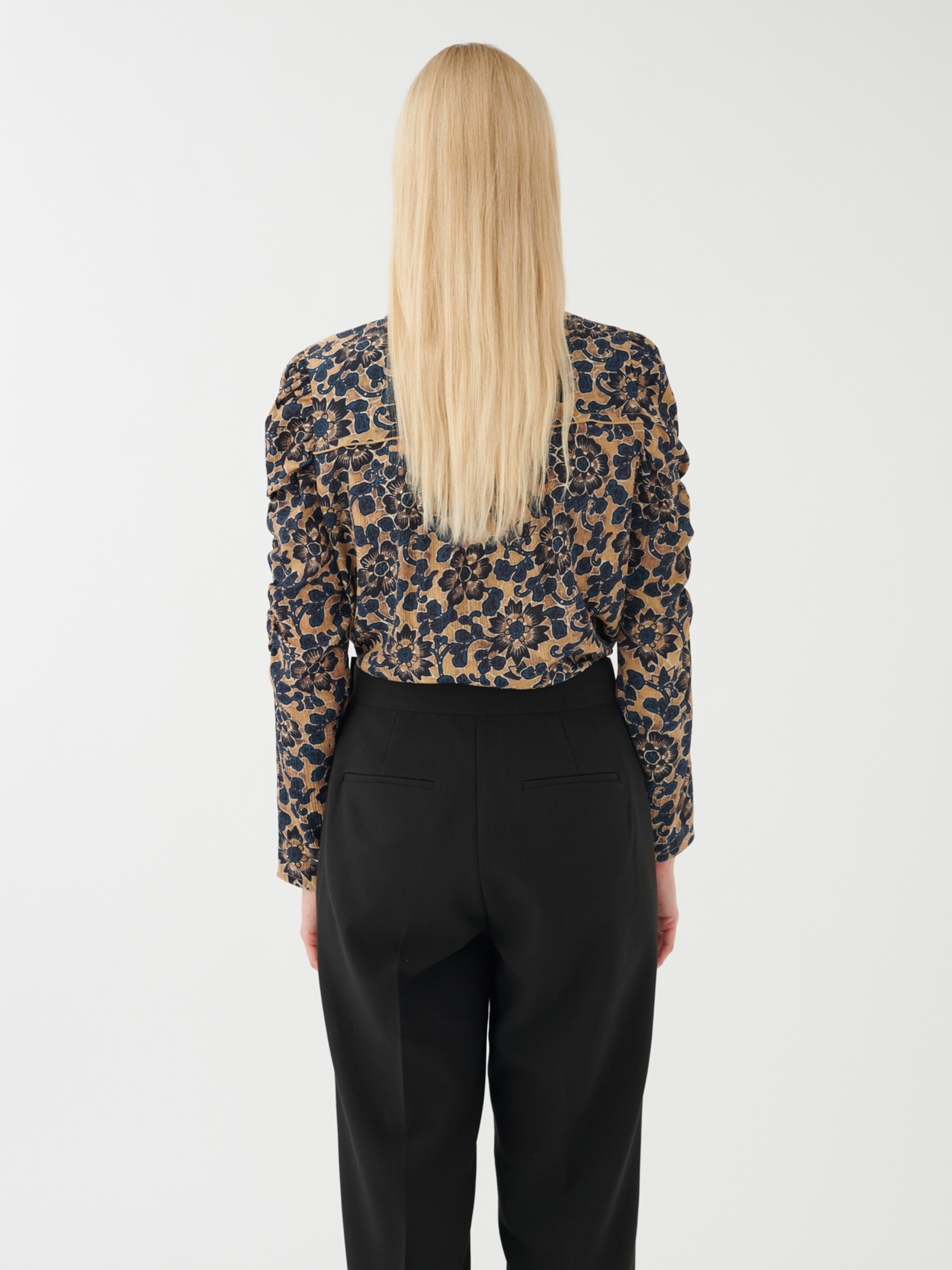 Dea Kudibal Shirts ' VistiDEA ' i blandingsfarvet