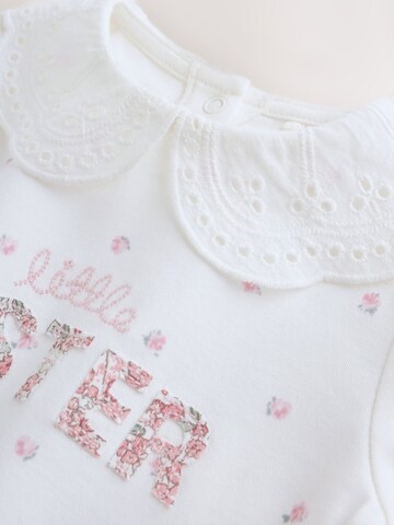 Next Pyžamo – bílá