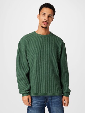 LEVI'S ® Tröja 'Battery Crewneck Sweater' i grön: framsida