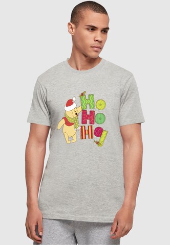 T-Shirt 'Winnie The Pooh - Ho Ho Ho Scarf' ABSOLUTE CULT en gris : devant
