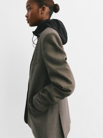 Pull&Bear Blejzer 'Aberturas' - Sivá