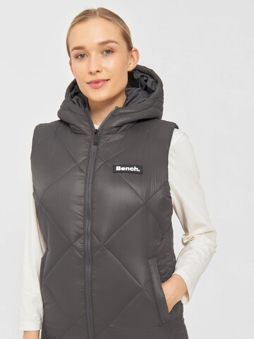 BENCH Bodywarmer 'NAKIYAH' in Grijs