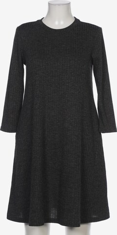 UNIQLO Dress in M in Grey: front