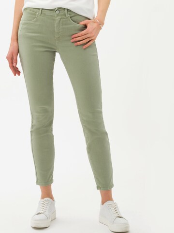 Skinny Jeans 'Ana' de la BRAX pe verde: față