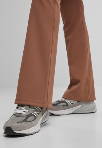 Urban Classicsregular Tajice ' Ladies Flared Leggings Rib ' - smeđa boja