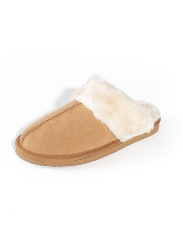 Minnetonka Hausschuh 'Chesney Slide' in Braun: Vorderseite
