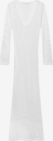 Pull&Bear Плетена рокля в бяло: отпред