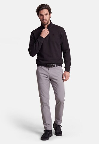 HECHTER PARIS Sweatshirt in Schwarz