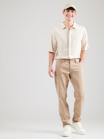 Tapered Jeans 'Russel Flamingobreeze' di Petrol Industries in marrone