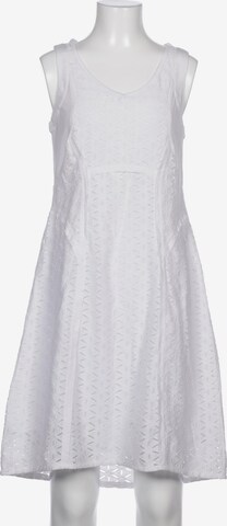 Simclan Dress in S in White: front