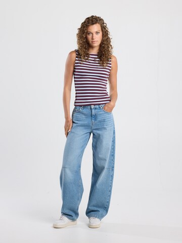 America Today Top in Red