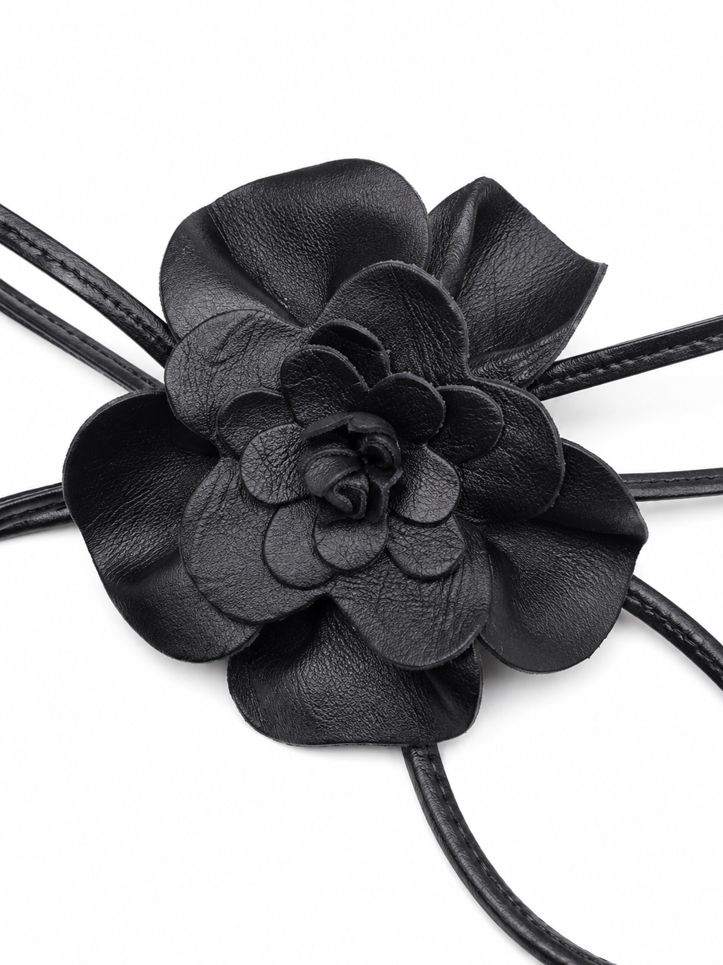 COLLEZIONE ALESSANDRO Gürtel 'Blüte'‌‌‌ in Schwarz