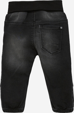 s.Oliver Tapered Jeans in Schwarz