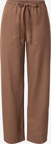 WEEKDAY Pants 'Mia' in Brown: front