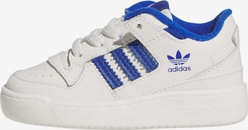 ADIDAS ORIGINALS Tennarit 'Forum' värissä valkoinen: etupuoli