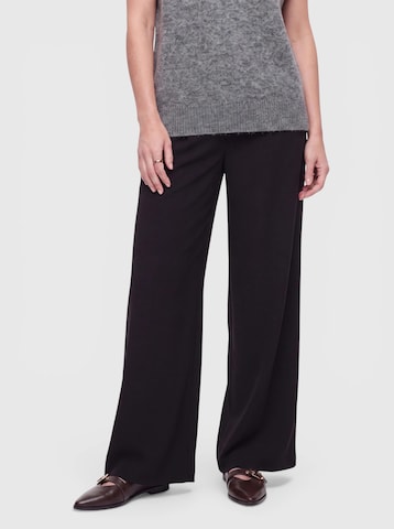 everly® - Pierna ancha Pantalón en negro: frente