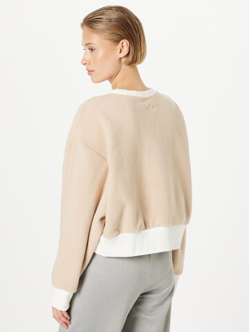 ADIDAS ORIGINALS Sweatshirt 'Graphic Polar Fleece' i beige