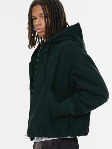 Pull&Bear Átmeneti dzseki 'STWD' - zöld
