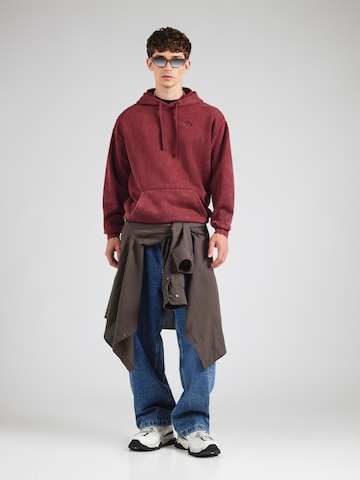 PUMA Sweatshirt 'ESS ELEVATED' i rød