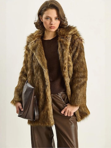 Bianco Lucci Winter coat in Brown