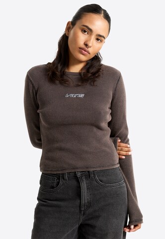 VANS Shirt 'Teri' in Bruin: voorkant