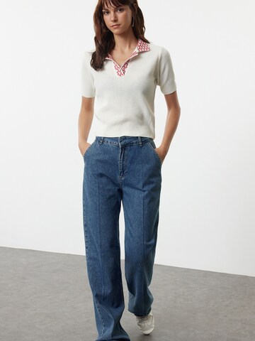 Pulover de la Trendyol pe bej