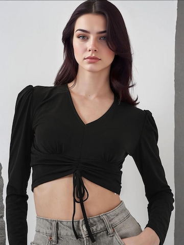 Bigdart Top 'Crop Top' w kolorze czarny