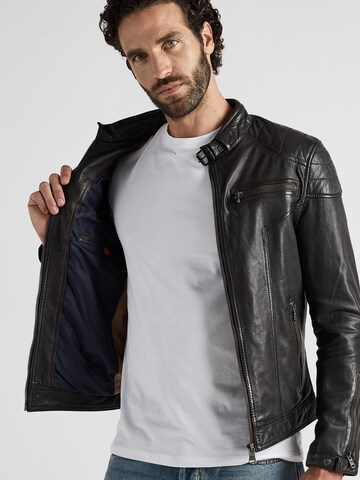 JCC Between-Season Jacket in Brown