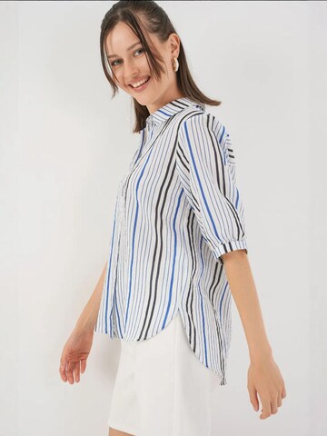 Bigdart - Blusa em azul