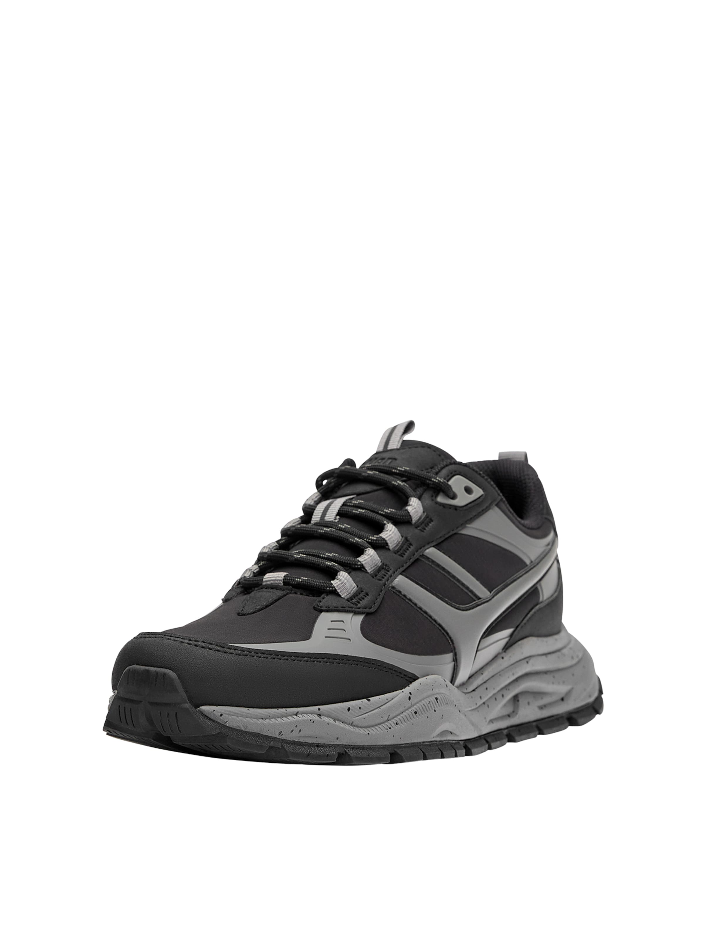 Pull&Bear Sneaker in Schwarz: Vorderseite