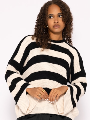 Pullover extra large di SASSYCLASSY in beige: frontale