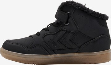 Hummel Boots in Black: front