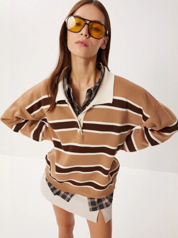 Pullover di Happiness İstanbul in marrone