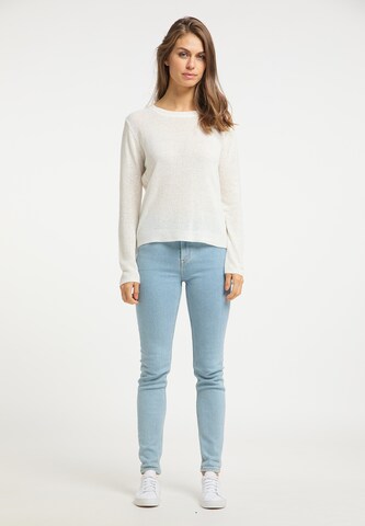 Usha Sweater in White