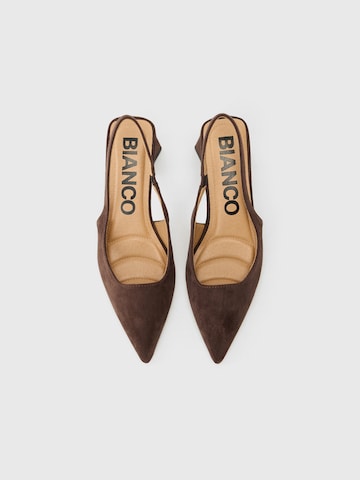 Bianco Slingpumps 'Maralyn' in Bruin