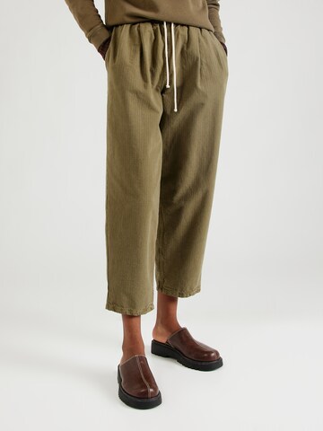 Loosefit Pantalon AMERICAN VINTAGE en vert : devant