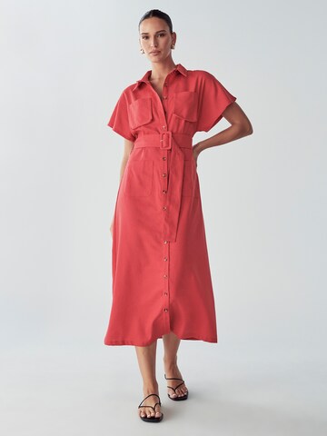 Willa - Vestido camisero 'Zel' en rojo: frente