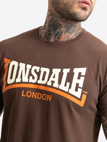 LONSDALE Bluser & t-shirts i brun