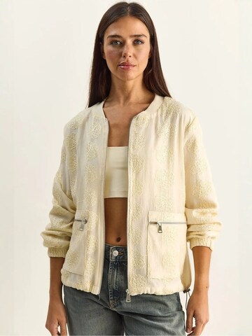 Giacca di mezza stagione di Bianco Lucci in beige