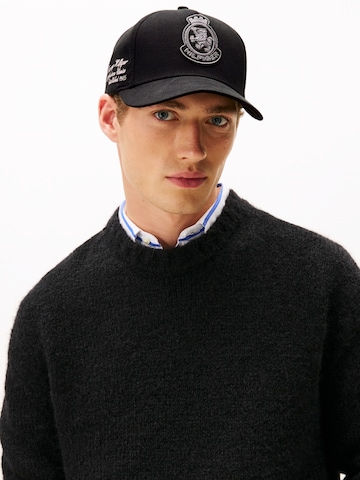 TOMMY HILFIGER Cap in Schwarz
