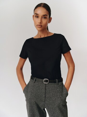 TATUUM Shirt 'Mikaja' in Black: front