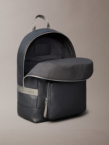 Calvin Klein Jeans - Mochila en negro