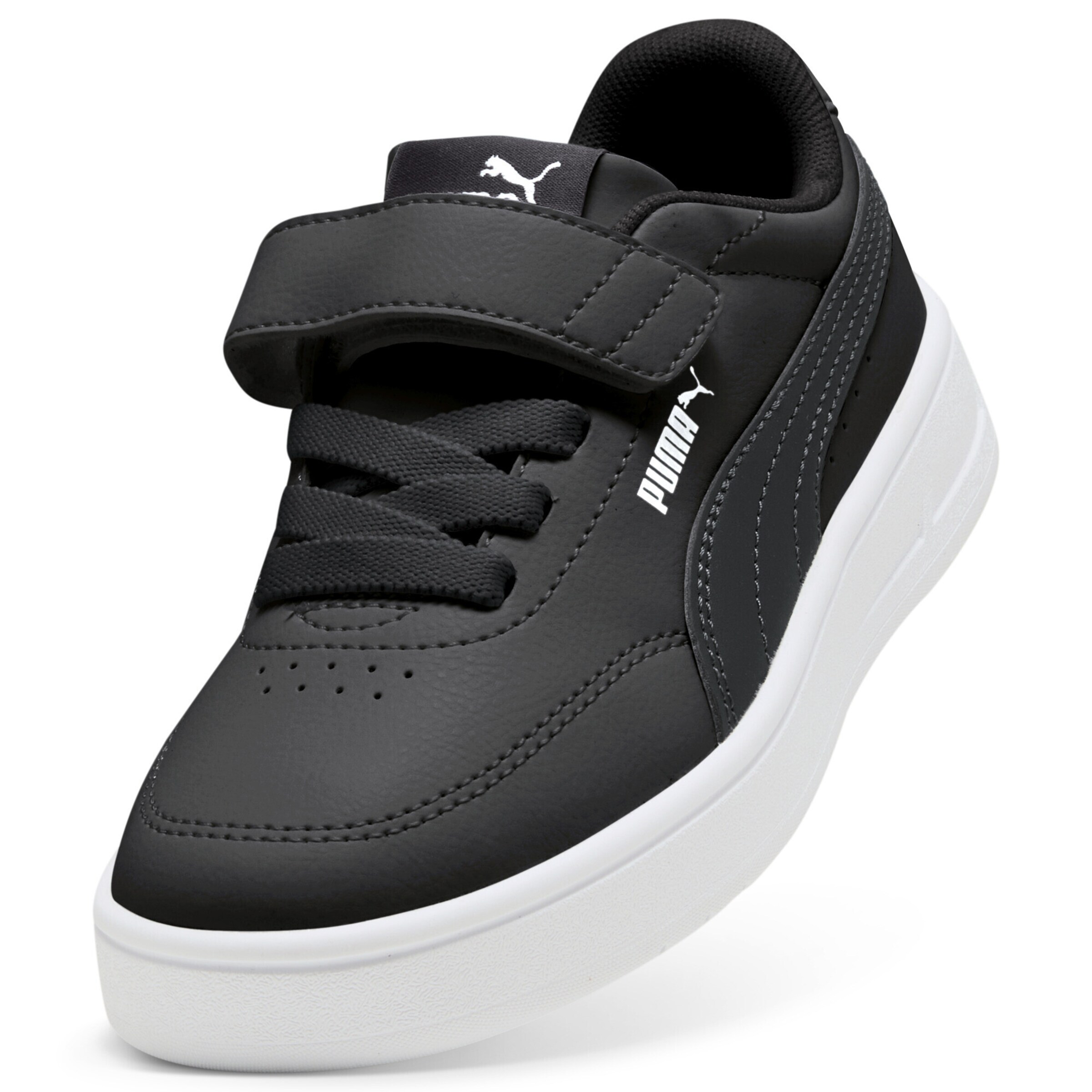 PUMA Sneakers 'Court Classic' in Zwart