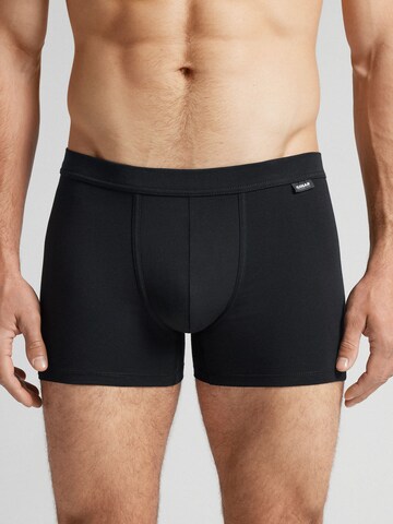 INTIMISSIMI Boxershorts in Schwarz: Vorderseite