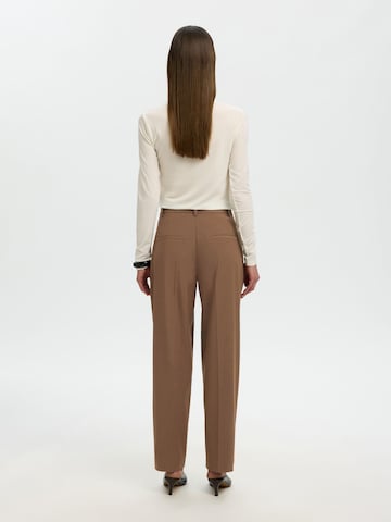 SELECTED - Barrel Pantalón plisado en marrón